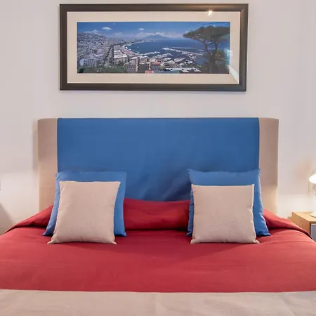Napoliamo 4*